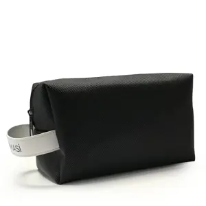 https://content.farmasi.si/Product/7000713_64_1.webp
